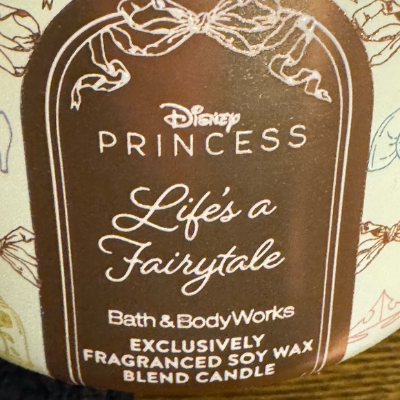 Disney Princess "Life's a Fairytale" 3-wick candle, NWT - Picture 2 of 10